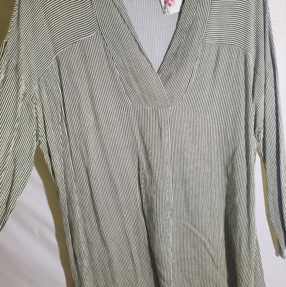 Tunic Blouse Large NEW - Picture 7 of 8